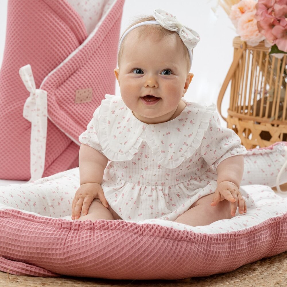 Wit tetra rompertje Bailey organic met roze Wit