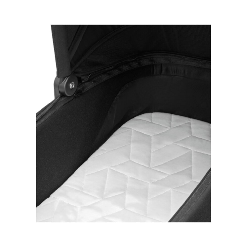 Kinderwagen Oxford+ Twillic Black (dark frame + black leather)