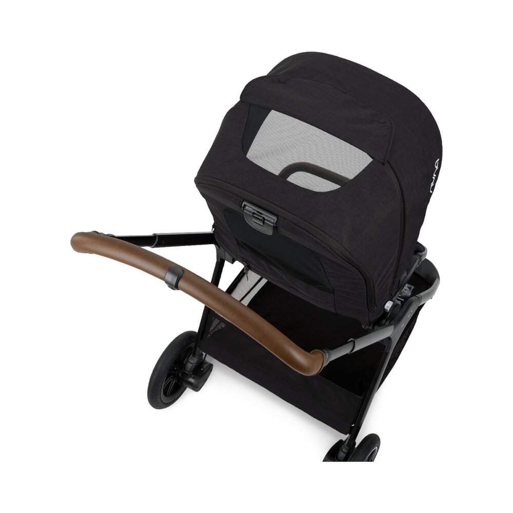 Triv Next kinderwagen met magn. gordel Caviar