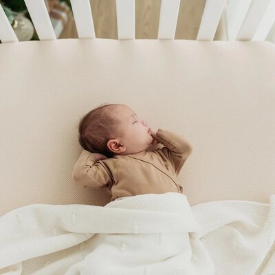 Sleep safe premium hoeslaken 70x140 cm Almond
