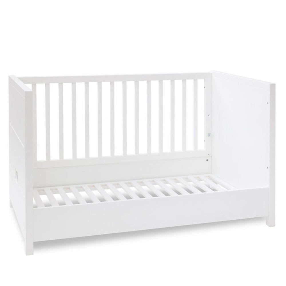 June 2-delige kamer (babybed+commode+extensie)
