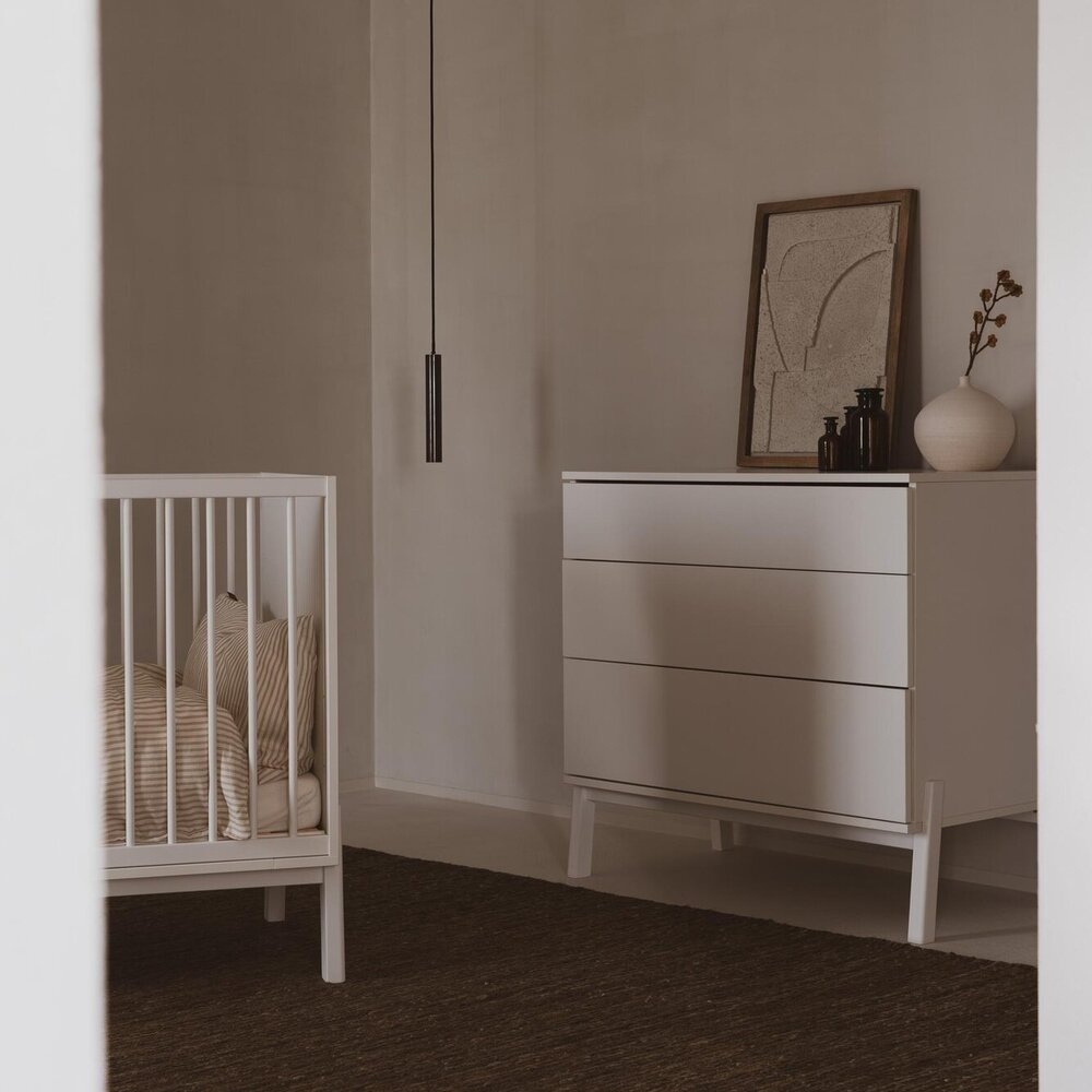 Ashi Cream 3-delige kamer (babybed 70x140+commode+extensie+2-deurskast) ecru
