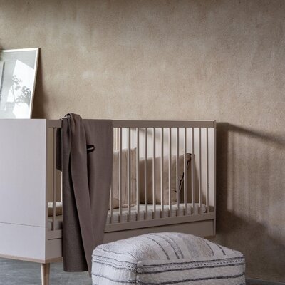 Flow Clay 3-delige kamer (babybed 70x140+commode+extensie+2-deurskast)