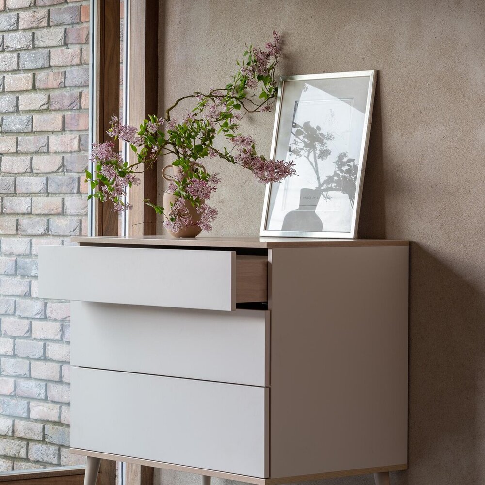 Flow Clay 3-delige kamer (babybed 70x140+commode+extensie+2-deurskast)