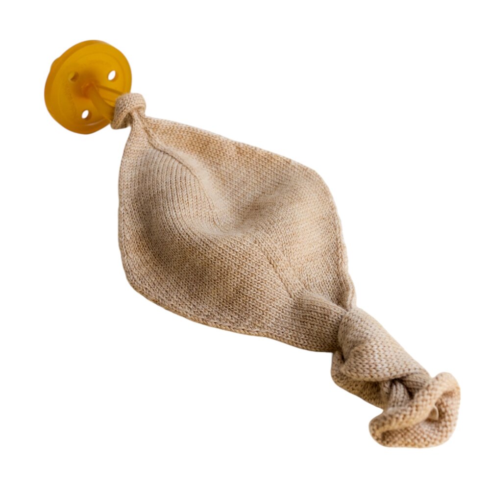 Fopspeendoekje Titi sand