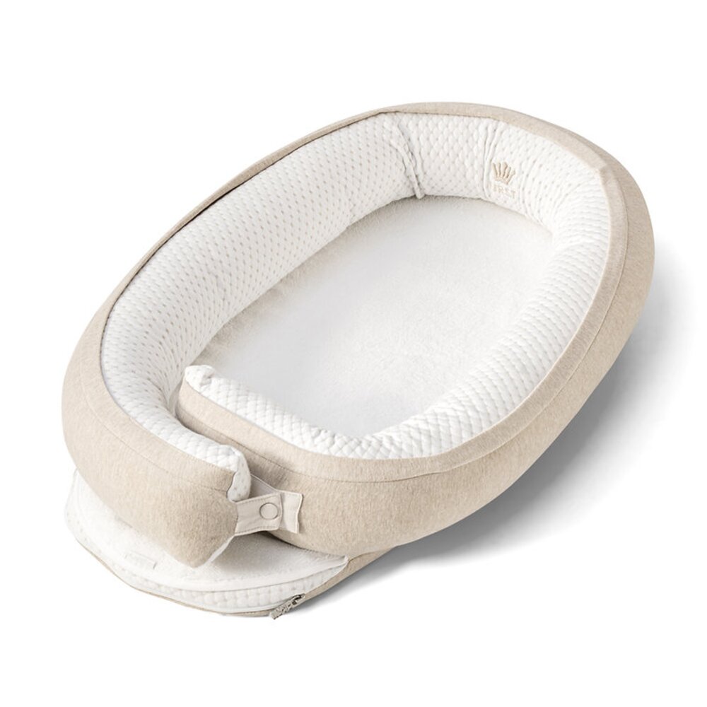 towel coccon White