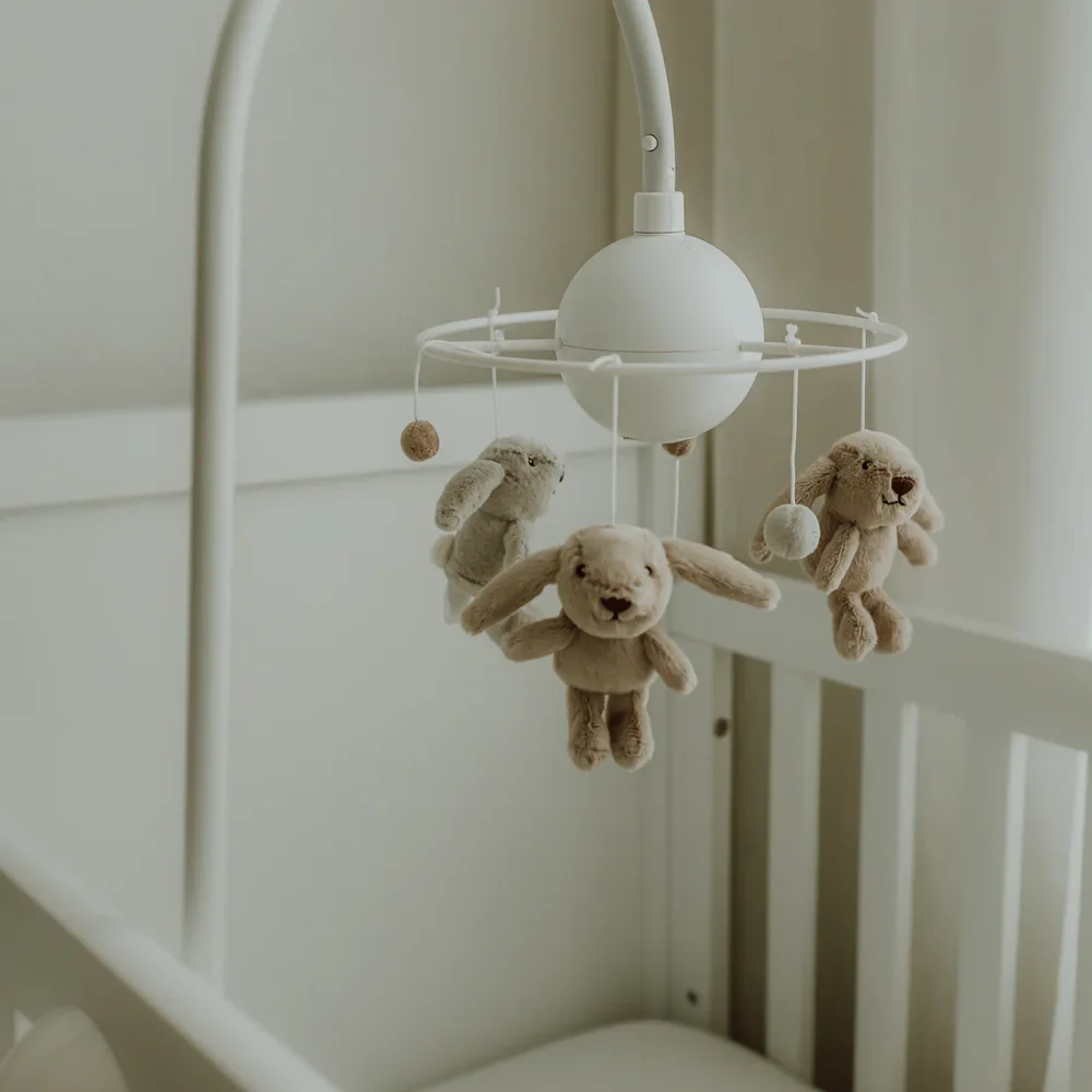 Babymobiel Milo White