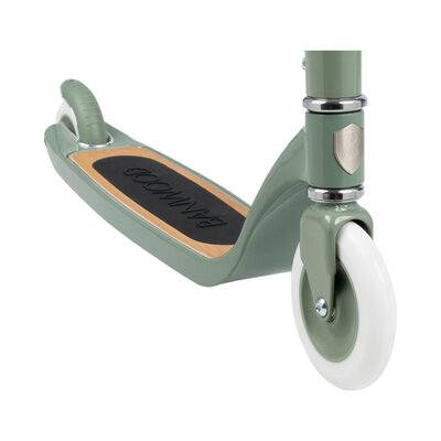 Maxi scooter step Forest