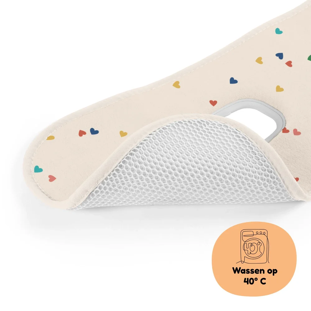 Air layer - group 1 Confetti hearts