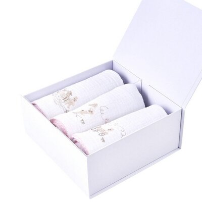 3 geborduurde tetra doek PP 60x60 + doos Pink garden party
