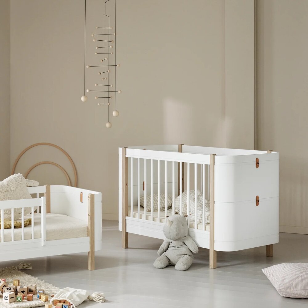 Wood Mini+ Babybed incl. junior kit White/Oak