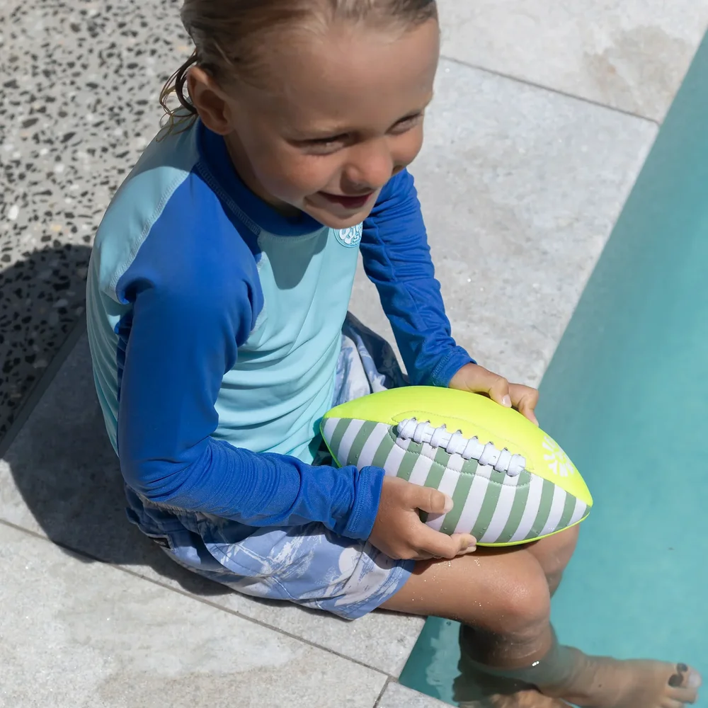 Neoprene voetbal Tides Out Citrus