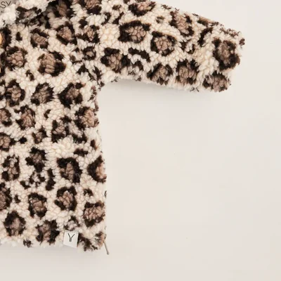 Novy gemakkelijk aantrekbaar jasje Teddy Panter