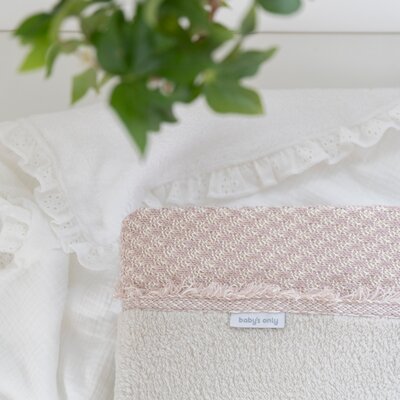 Aankleedkussenhoes Happiness - 45x70 roze/ecru Aankleedkussenhoes Happiness - 45x70 roze/ecru