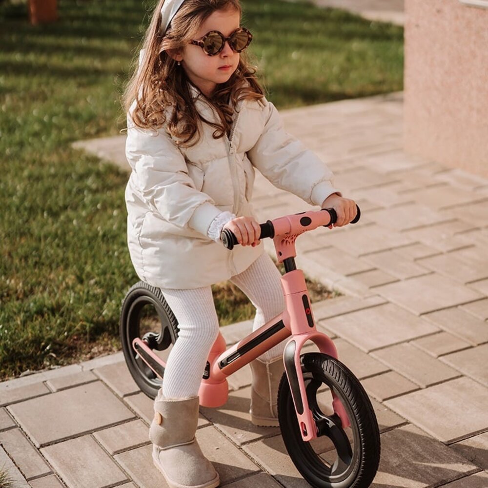 Loopfiets Manu Roze