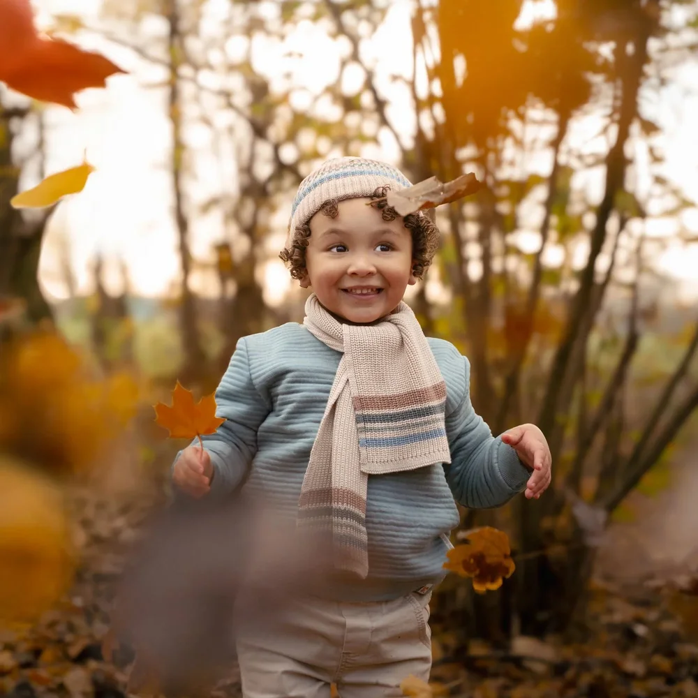 Gebreide sjaal Taupe Forest friends Gebreide sjaal Taupe Forest friends