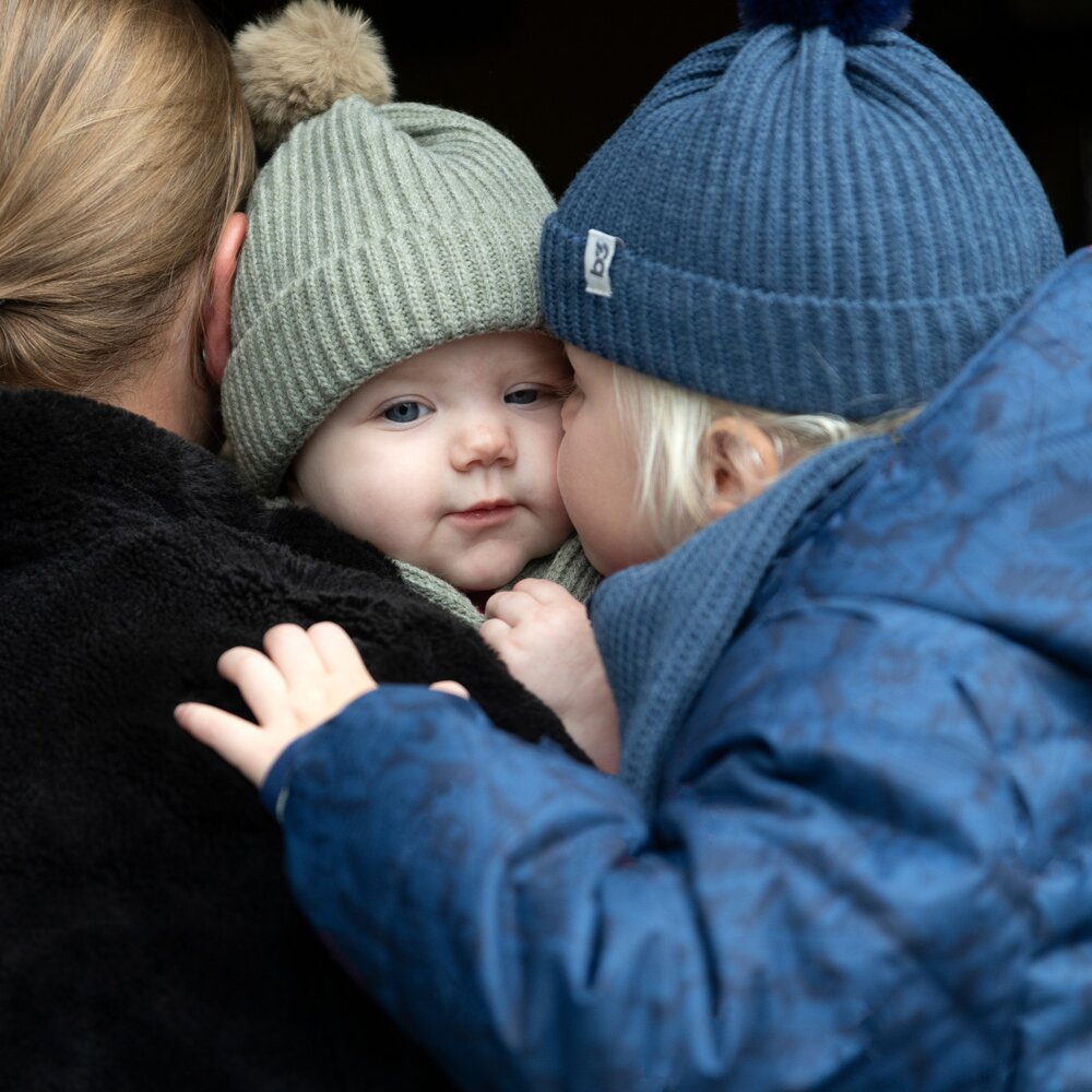 Mutsje met pompon Cool Jeans