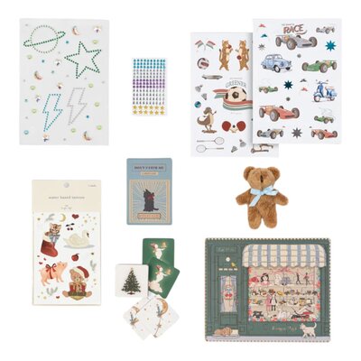 Kerstkalender met 24 geschenkjes blue