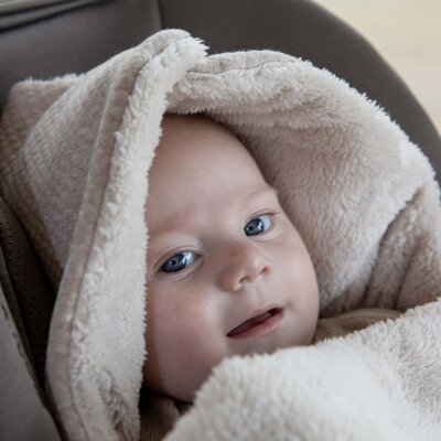 Voetenzak Maxi Cosi winter losange met superzachte teddy Camel