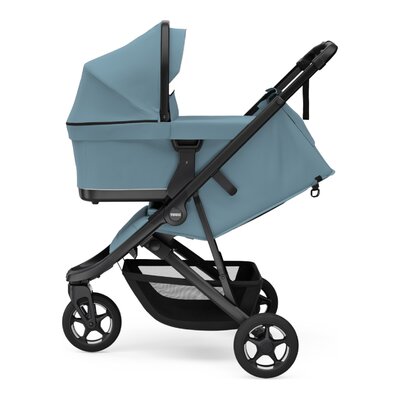 Spring 2 - Compacte all-terrain kinderwagen Blue on Black Spring 2 - Compacte all-terrain kinderwagen Blue on Black