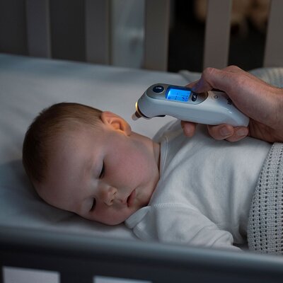 ThermoScan® 7+ with Age Precision® + Night Mode