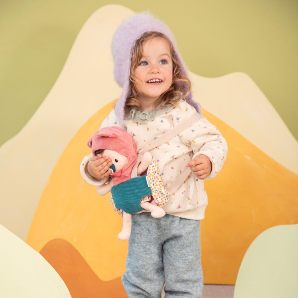Jeanne babypop en draagzak pop Jeanne babypop en draagzak pop
