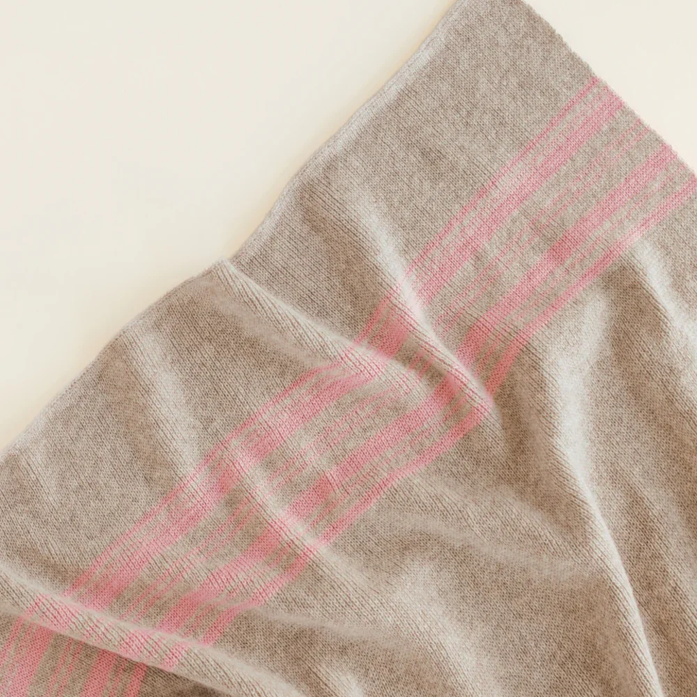 Deken Gilbert Sand/bubblegum Deken Gilbert Sand/bubblegum