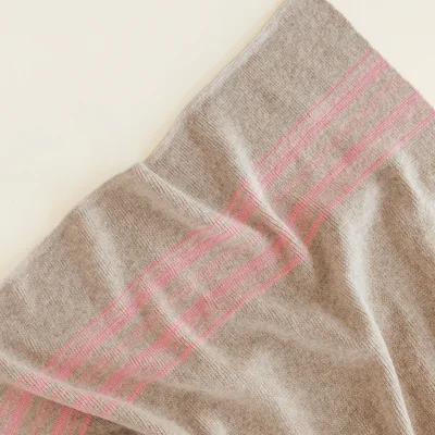 Deken Gilbert Sand/bubblegum Deken Gilbert Sand/bubblegum