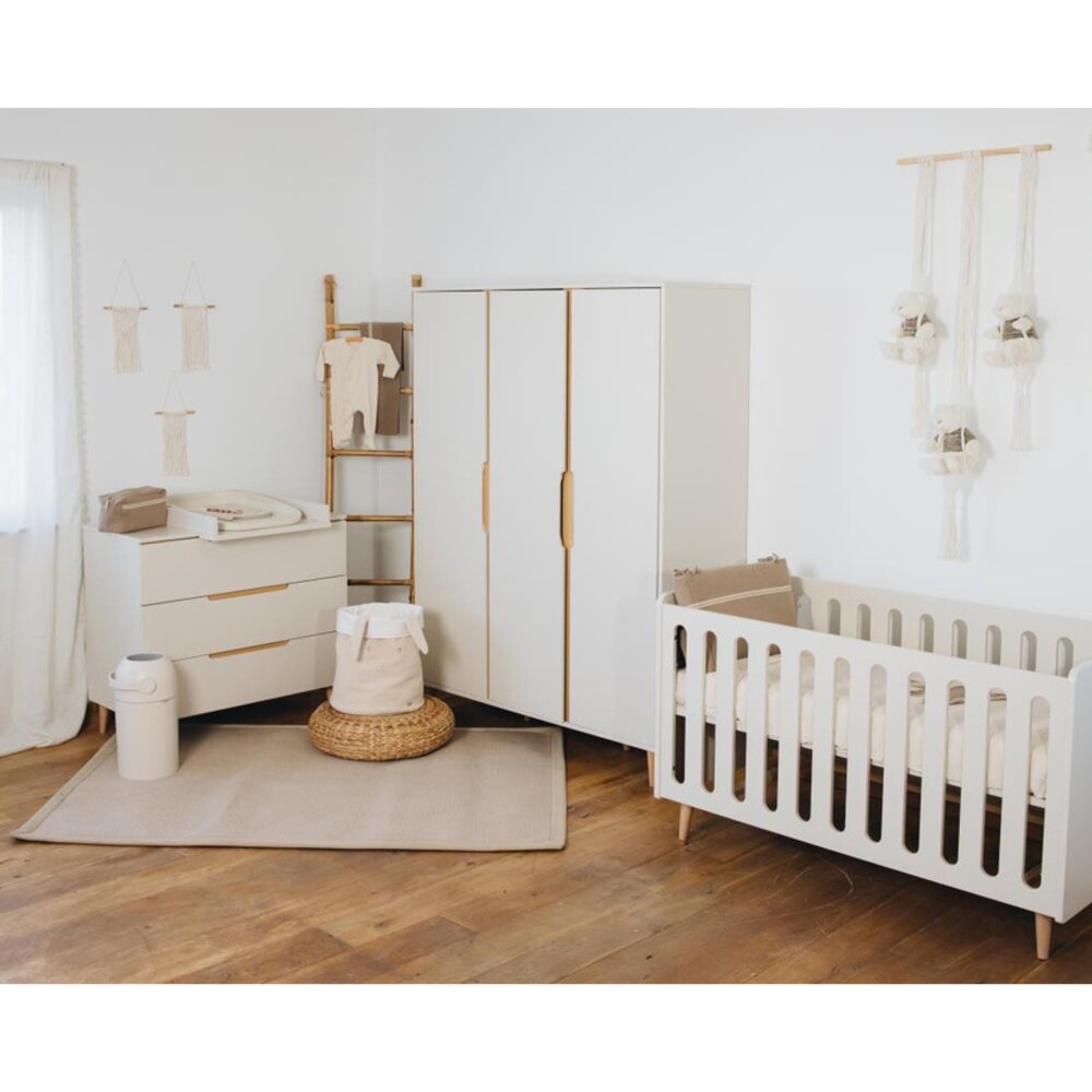 Baby bed 120x60cm Nomad omvormbaar tot zitbank Dune beige Baby bed 120x60cm Nomad omvormbaar tot zitbank Dune beige