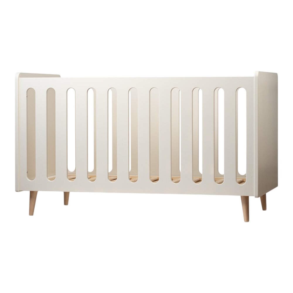 Baby bed 140x70cm Nomad omvormbaar tot zitbank Dune beige Baby bed 140x70cm Nomad omvormbaar tot zitbank Dune beige
