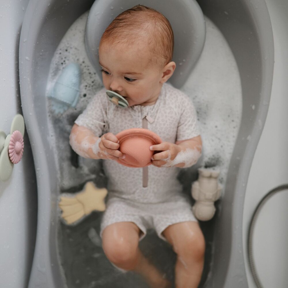 Suction spinner toy Wheel