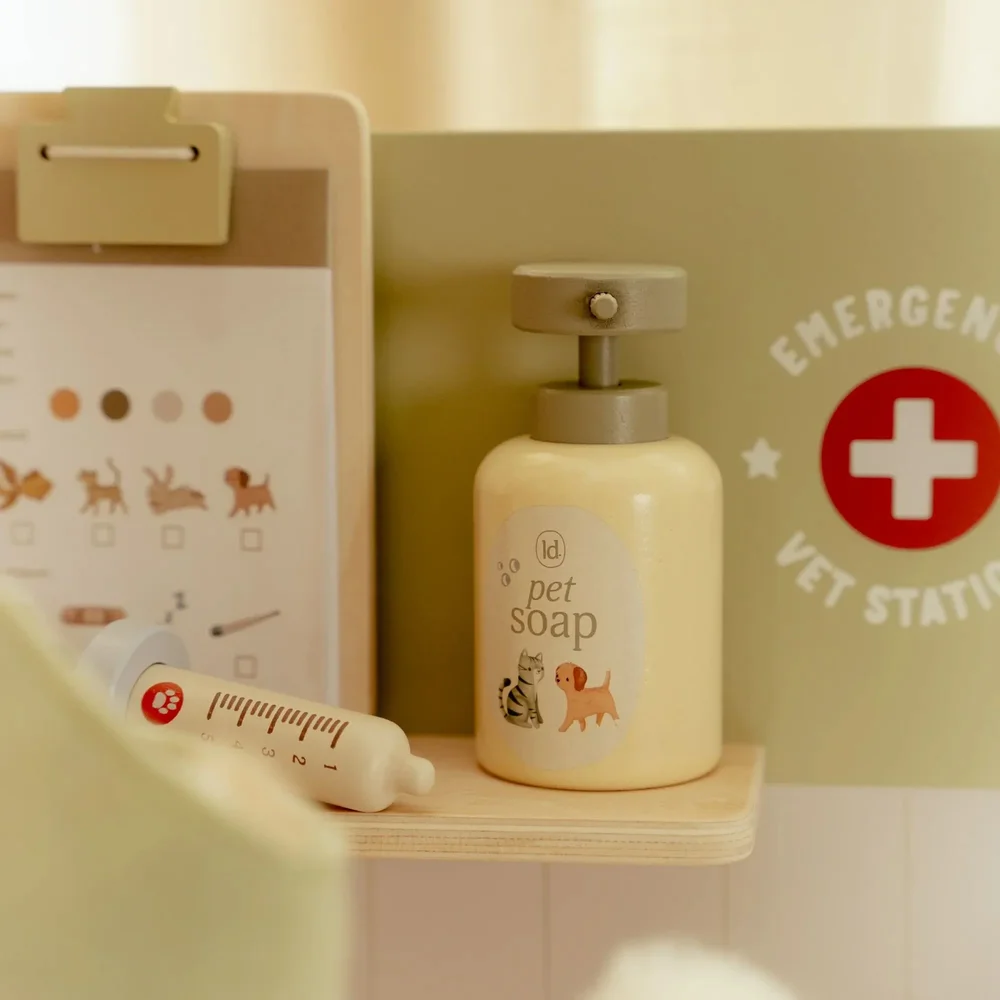 Houten Dierenartspraktijk FSC