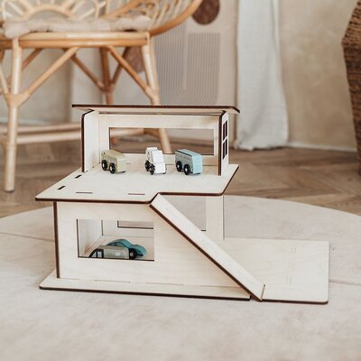 Small Garage (2 levels)