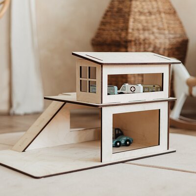 Small Garage (2 levels)