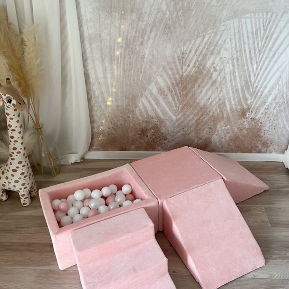 Foam speelset Soft Velvet (5 stuks) + ballenbad 65x35x30 + 100 ballen Soft Pink