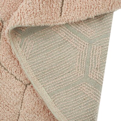 Wasbaar tapijt Round Honeycomb Rose - Ø 140 cm Wasbaar tapijt Round Honeycomb Rose - Ø 140 cm