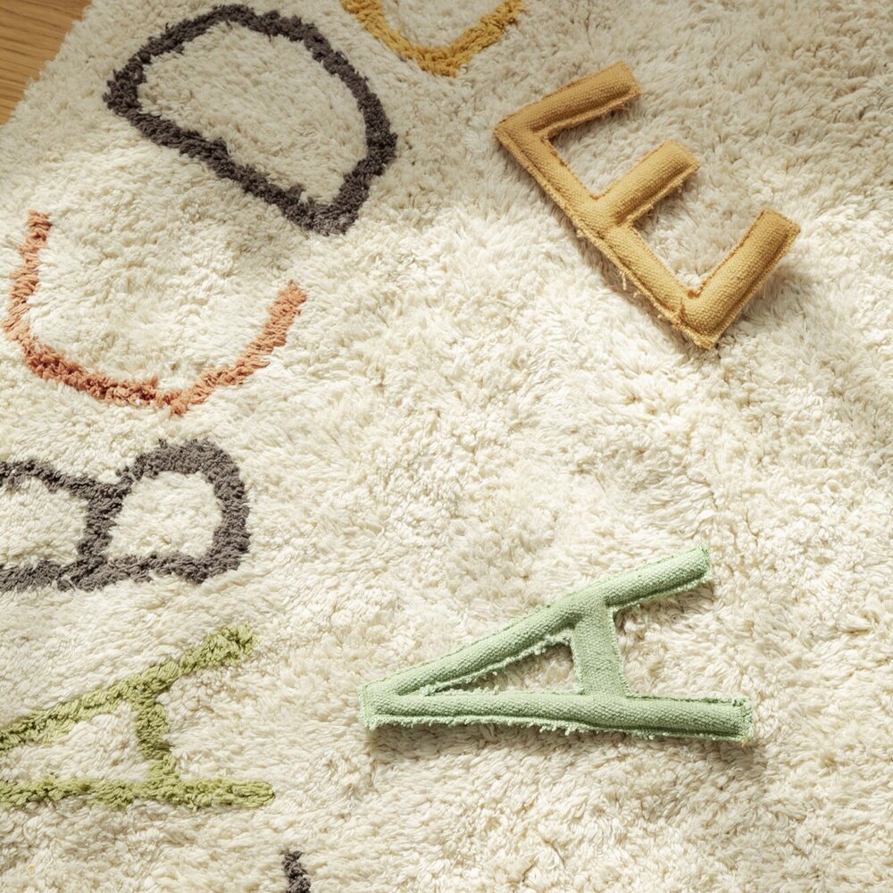 Wasbaar Play tapijt ABC color and letters Ø 120 cm Wasbaar Play tapijt ABC color and letters Ø 120 cm