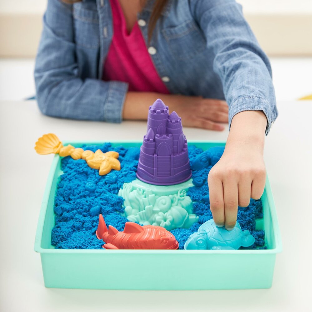Kinetic Sand - Zandbak-Set Met 454 gram Speelzand 4 Vormen En Gereedschap Kinetic Sand - Zandbak-Set Met 454 gram Speelzand 4 Vormen En Gereedschap
