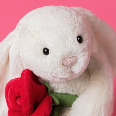 Knuffel Cream Bunny with Rose Knuffel Cream Bunny with Rose