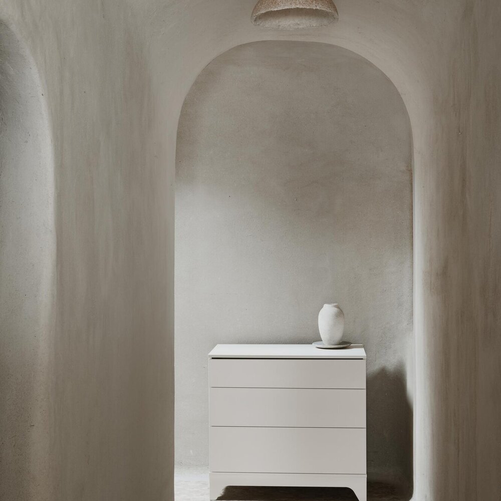 Tsugi commode Butter