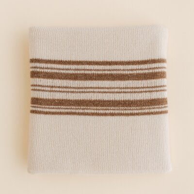 Deken Gilbert Sand/walnut