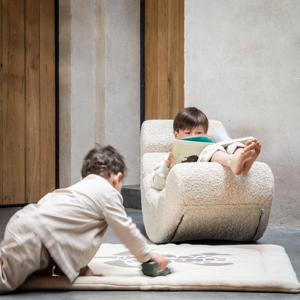 Bananaschommelstoel Sheep