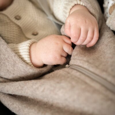 Voetenzak autostoel 0+ Merino Brushed Meadow Sand