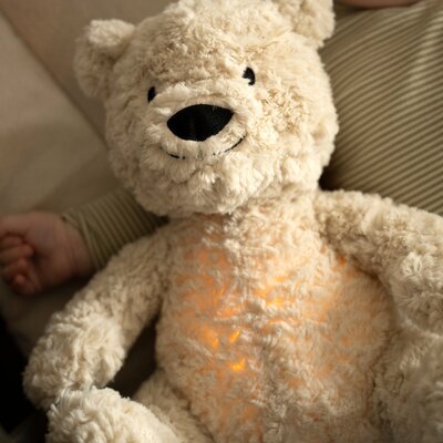 Bo de knuffelbeer met slaaptrainer Warm linen