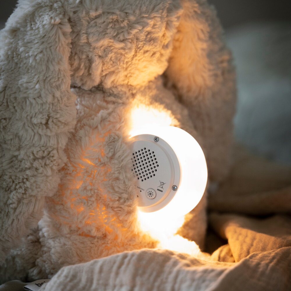 Bibi het knuffelkonijn met slaaptrainer Warm linen