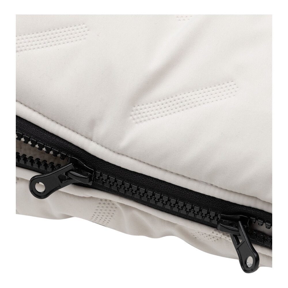 Voetenzak groep 0+ 3/5 punts gordel Embossed Sand Voetenzak groep 0+ 3/5 punts gordel Embossed Sand