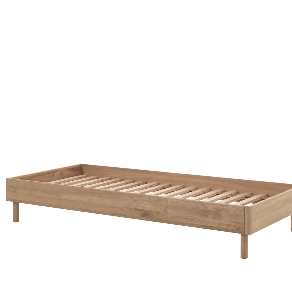 Forrest bedkader 90 x 200 cm eik - Forrest bedkader 90 x 200 cm eik -