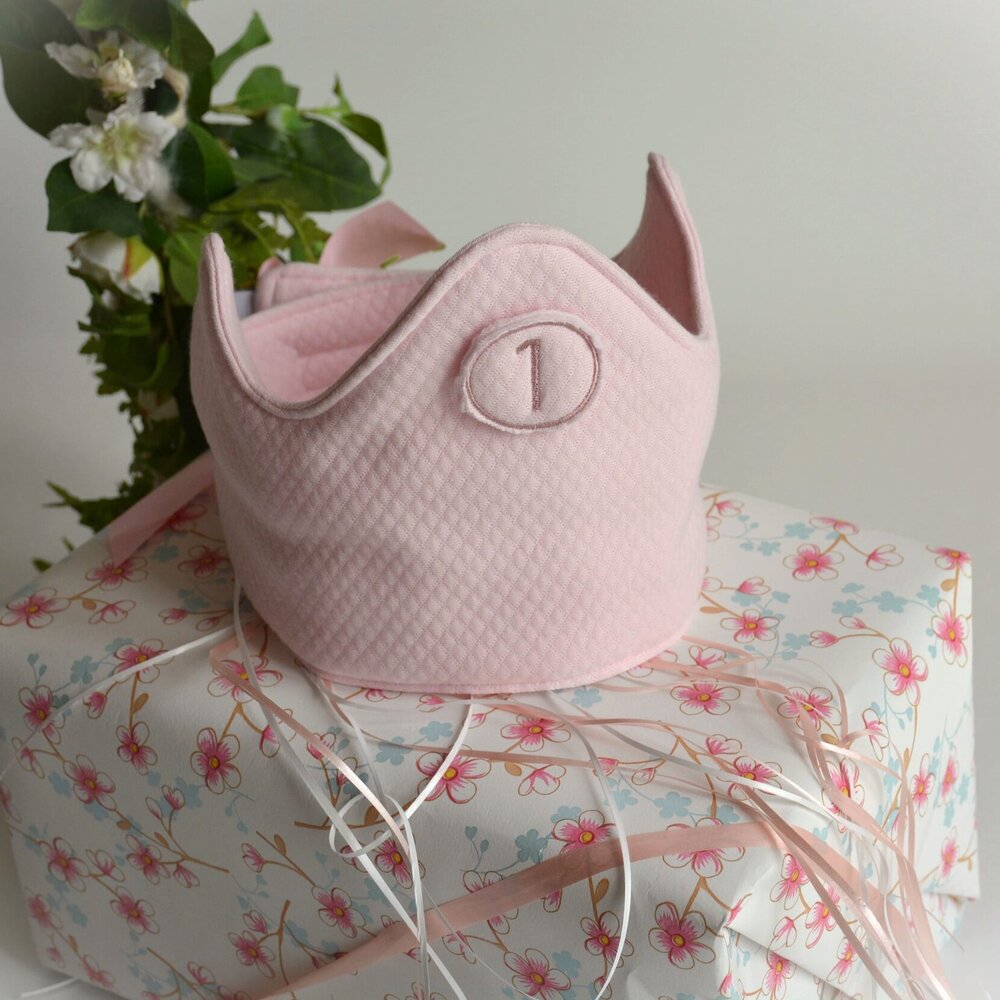Handgemaakte en gepersonaliseerd kroontje Roze Handgemaakte en gepersonaliseerd kroontje Roze