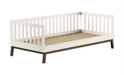 Sezane kajuitbed 90 x 200 cm Clay/walnut Sezane kajuitbed 90 x 200 cm Clay/walnut