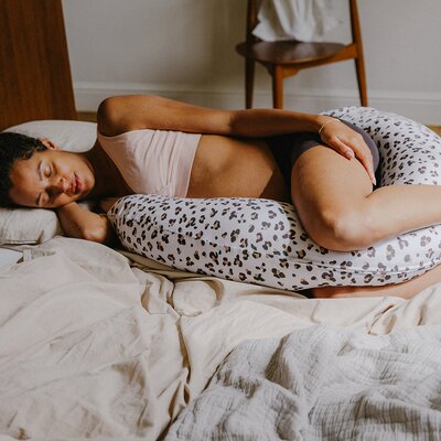 Voedingskussen buddy Leopard cream